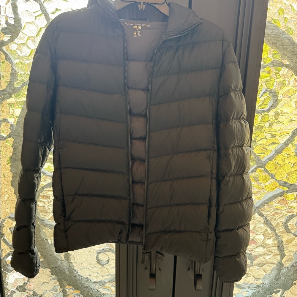 Uniqlo Men's Dark Puffer Jacket